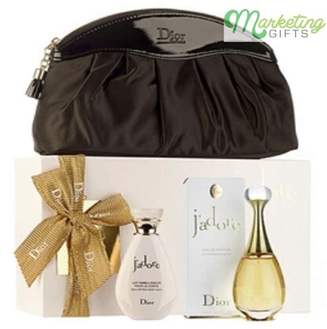 dior addict purse|Dior makeup bag free gift.